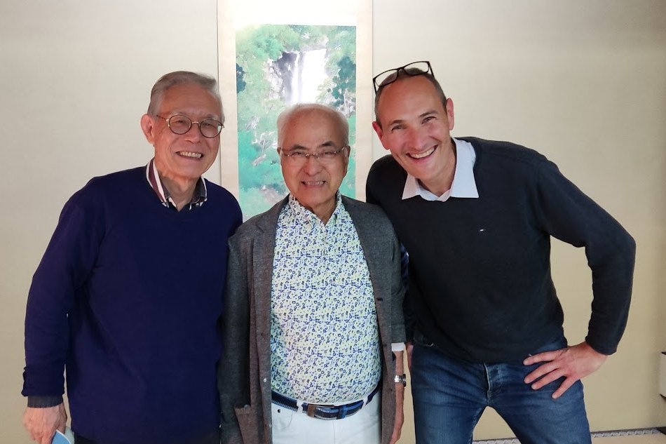 Charles Bourinet au Japon aux côtés de deux vétérans de Toyota